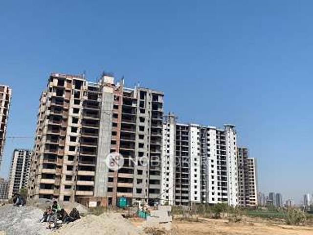 2 BHK Flat In Sidhartha Estella for Rent In Sector 103