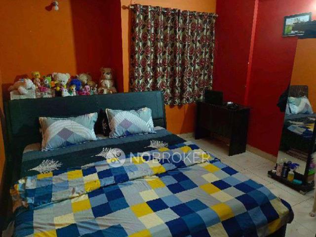 2 BHK Flat In Silver Stone Apartments For Sale In Doddanekk