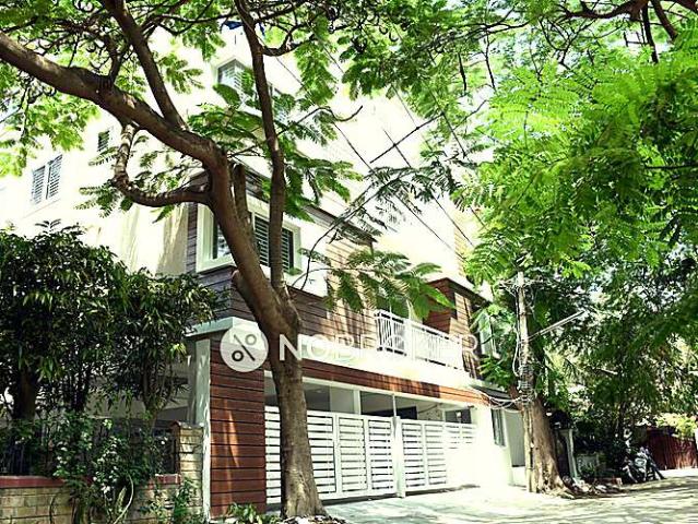 2 BHK Flat In Silver Summit for Rent In Kalyan Nagar