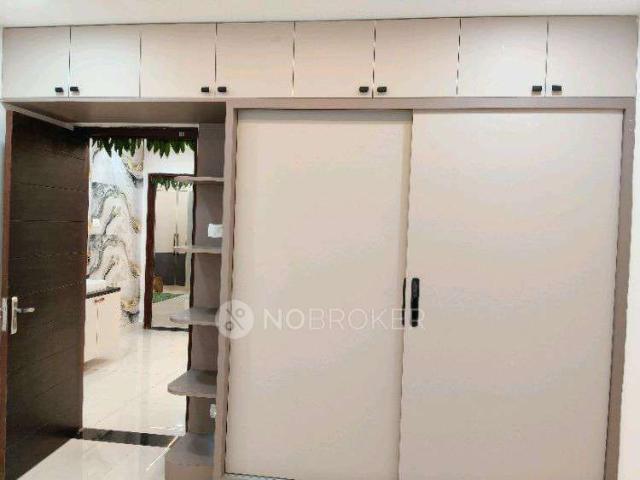 2 BHK Flat In Smr Vinay Iconia for Rent In Flat No. 1213, Logan A Block, Smr Vinay Iconia, Masjid Banda, Serlingampalli Mandal, Kondapur