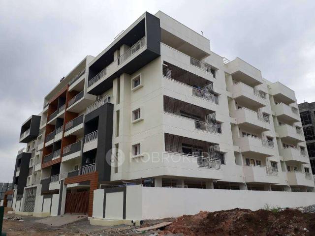 2 BHK Flat In Snr White Petals for Rent In Whitefield