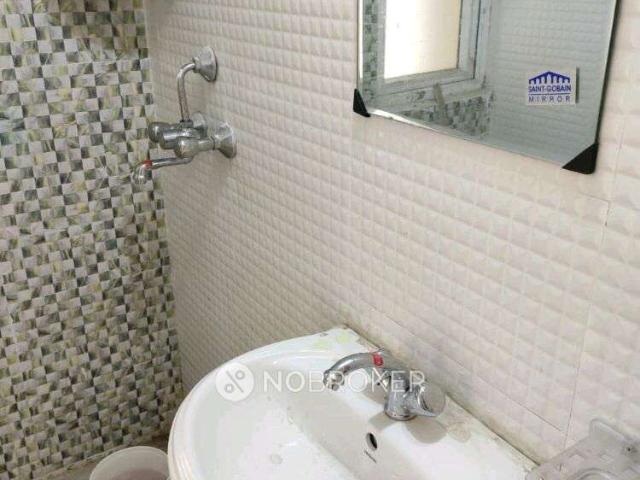 2 BHK Flat In Spring Meadows for Rent In Tech Zone 4
