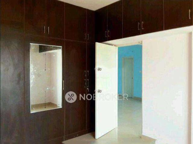 2 BHK Flat In Sr Heritage Apartment For Sale In Devarabisanahalli, Bellandur