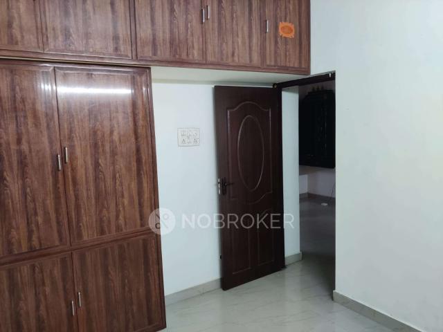 2 BHK Flat In Sri Thanigai Apartment for Rent In Ambattur