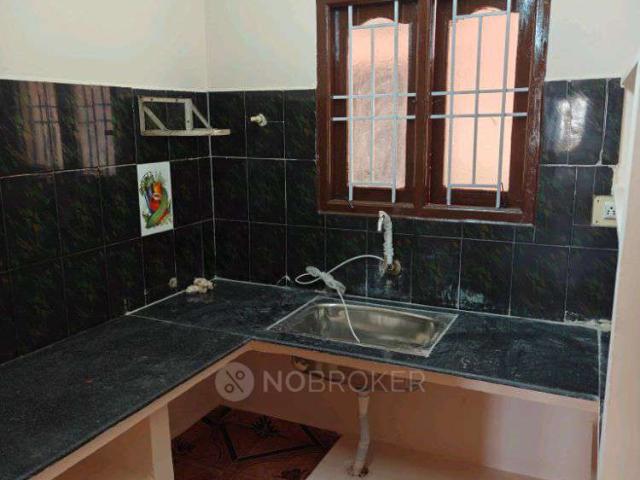 2 BHK Flat In Sri Apartment For Sale In 33, Mahalakshmi St
