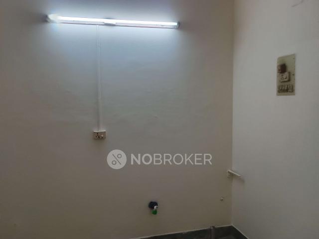 2 BHK Flat In Sri Bagh, Tnagar For Sale In Motilal St