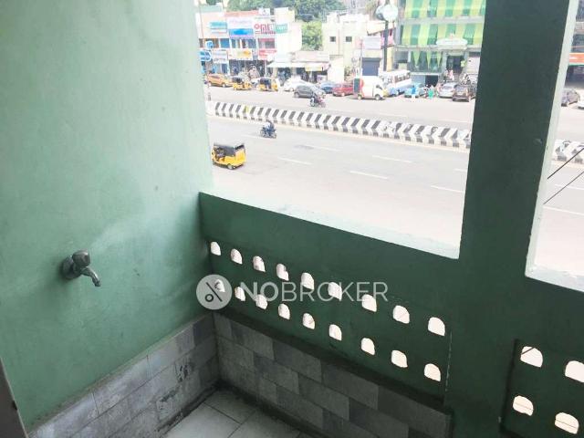 2 BHK Flat In Sri Devi Apartment, 226, Gst Road, chrompet for Rent In Chromepet