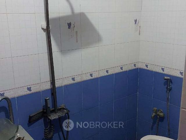 2 BHK Flat In Sri Priya Dwaraka Apartment Virugambakkam For