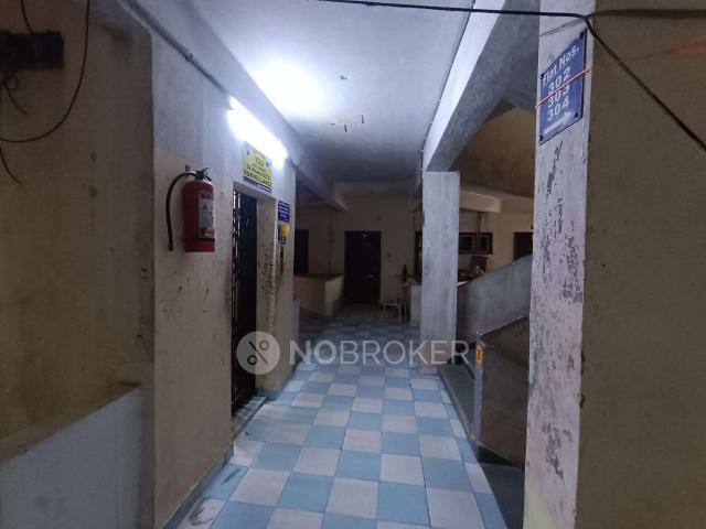 2 BHK Flat In Sri Sai Keshava Apartment for Rent In Kondapur