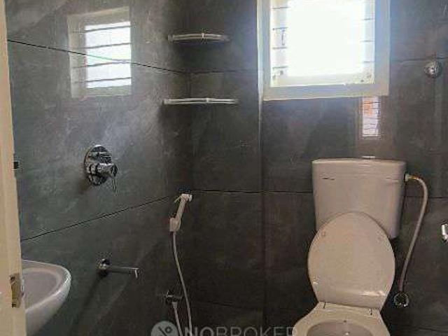 2 BHK Flat In Sri Sai Nagara for Lease In Rm7x+pjr, Bommasandra Lake Rd, Tranquil City, Bommasandra Village, Bommasandra, Bengaluru, Karnataka 560099, India