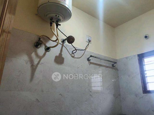 2 BHK Flat In Srinivasam for Lease In 24, Near Vinayaka Bik