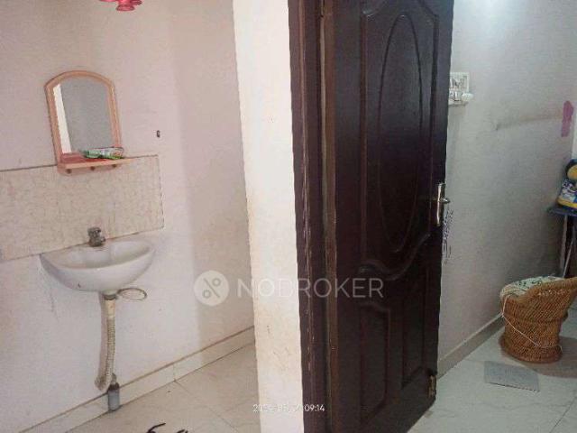 2 BHK Flat In Sridi Sai Flats for Rent In Chromepet