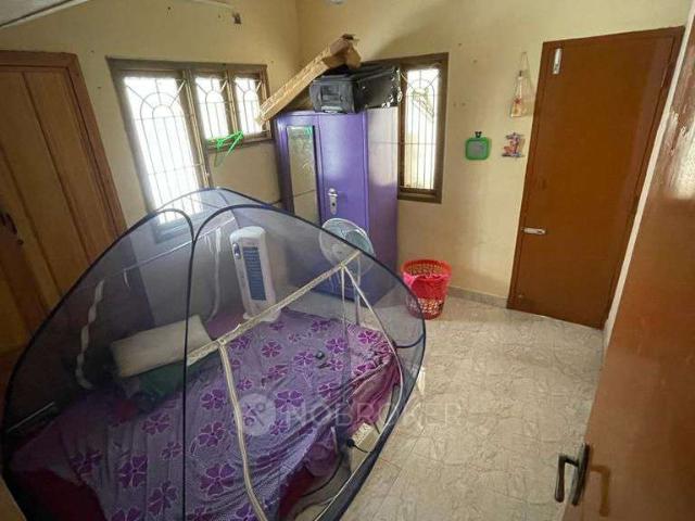 2 BHK Flat In Srivatsan Flats, Madipakkam for Rent In Madip