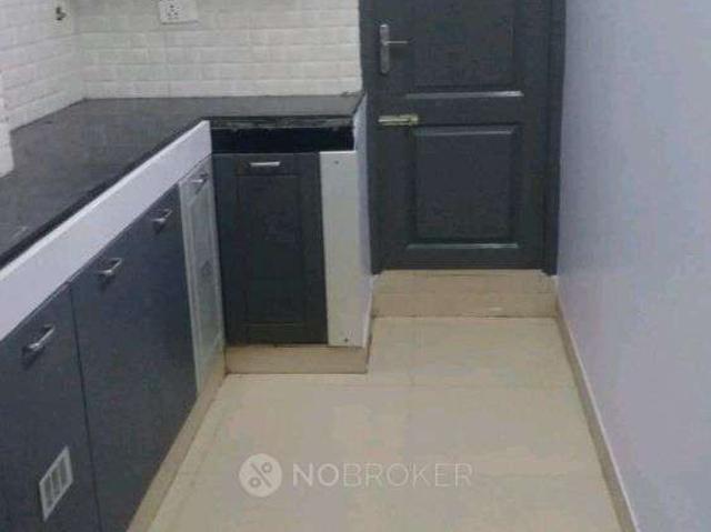 2 BHK Flat In Srivilas Roopam Flats for Rent In Medavakkam