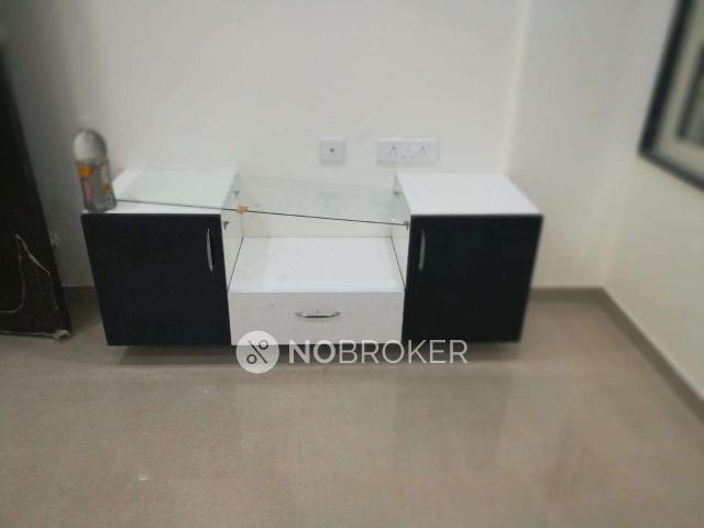 2 BHK Flat In Tanish Orchid For Sale In Charholi Budruk
