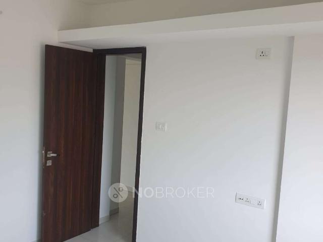 2 BHK Flat In The Cosmopolis Housing Society for Rent In Hadapsar