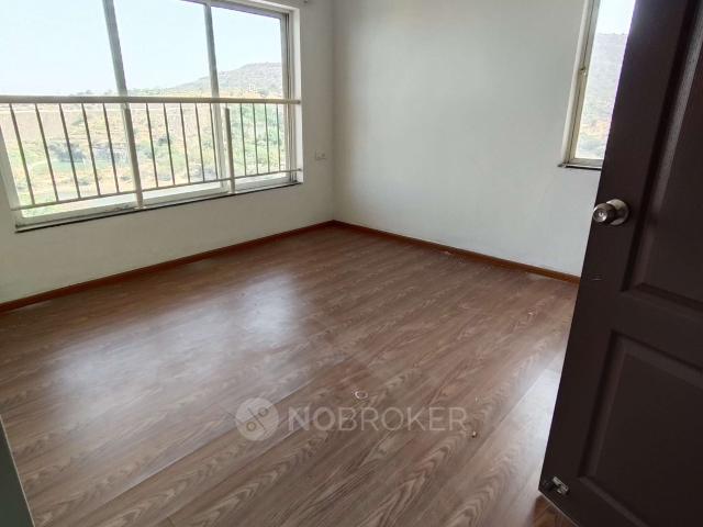 2 BHK Flat In The Lake District For Sale In Kondhwa Budruk