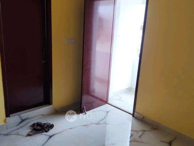 2 BHK Flat In Thoraipakkam for Rent In Plot No. 152, 5th Cr