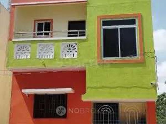 2 BHK Flat In Tnbh for Lease In Sithalapakkam
