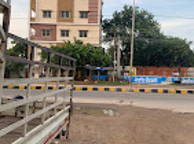 2 BHK Flat In Tri Shakthi Homes For Sale In 155p, Manjeera Pipeline Rd, Sapthagiri Colony, Indra Reddy Allwyn Colony, Hafeezpet, Miyapur, Hyderabad, Telangana 500049, India