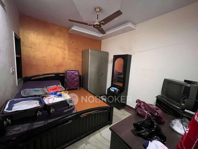 2 BHK Flat In Uttam Nagar West for Rent In U 58, Solanki Road