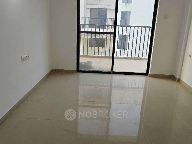 2 BHK Flat In Umang Premier For Sale In Wagholi