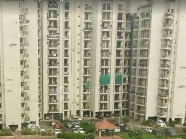 2 BHK Flat In Umang Summer Palms, Sector 86 for Rent In J B Meditech Llp