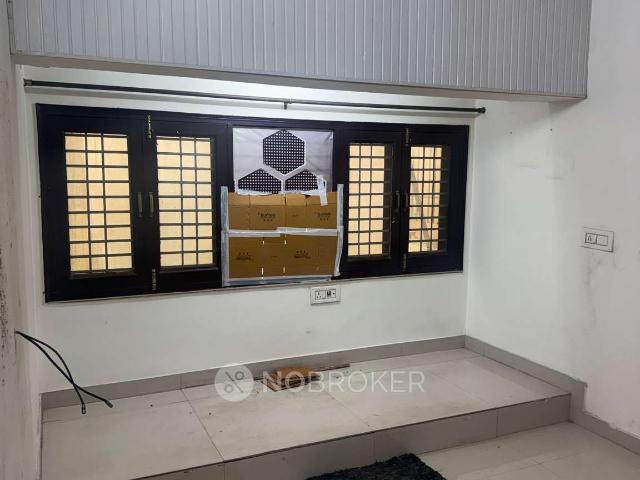 2 BHK Flat In Unity Apartment, Rohini for Rent In Unity Apartment