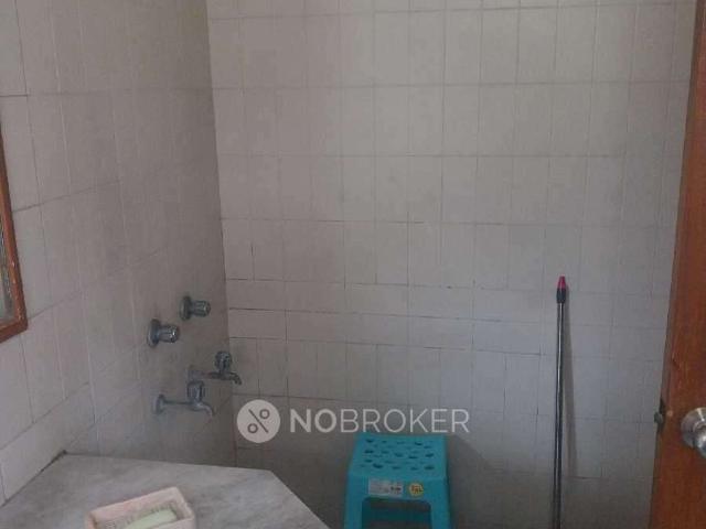 2 BHK Flat In Unitech Rakshak Apartment for Rent In South City I