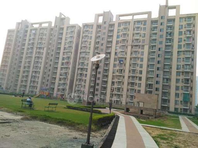 2 BHK Flat In Unitech The Residences For Sale In Sector 33