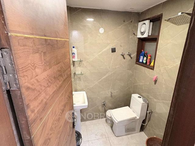 2 BHK Flat In Unix Apartment For Sale In Mehrauli