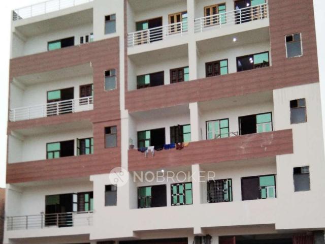 2 BHK Flat In Uphaar Homes for Rent In Sector 105