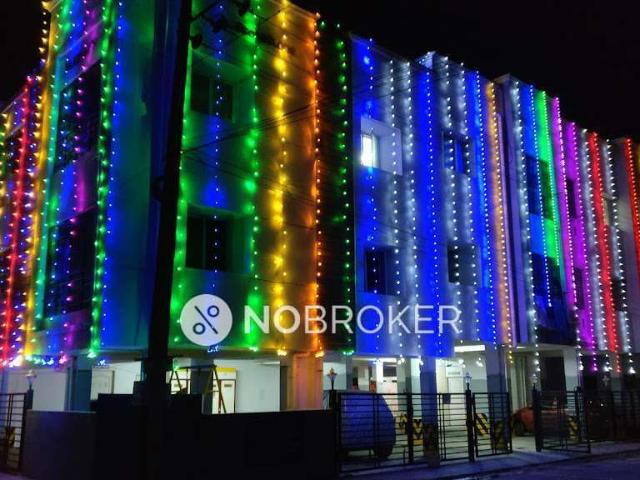 2 BHK Flat In Vaibhav Apartment For Sale In Selaiyur