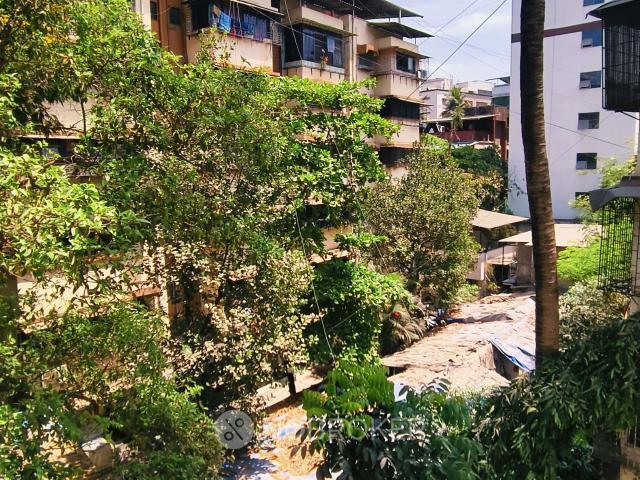 2 BHK Flat In Vaibhav Shree Krishna Chs For Sale In Ghantali, Thane West