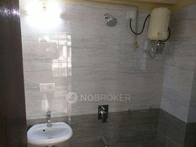 2 BHK Flat In Vas Pushp Vinod 15 For Sale In Borivali West