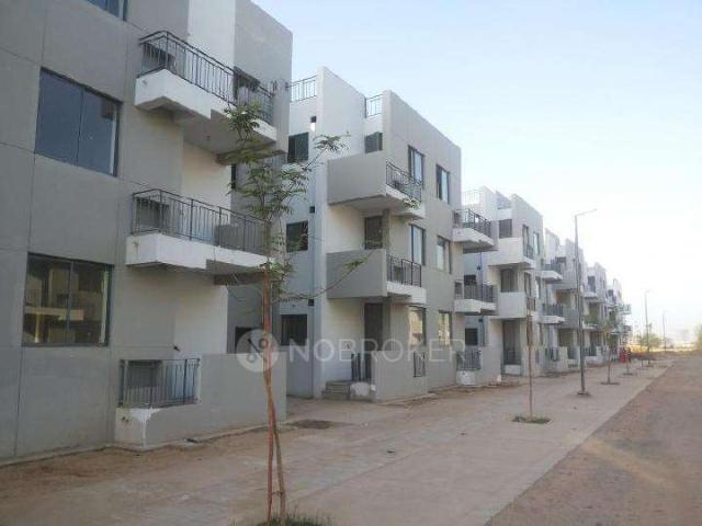 2 BHK Flat In Vatika India Next for Rent In Sector 83