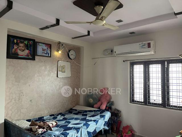 2 BHK Flat In Venkat Classic, Puppalaguda For Sale In Puppalaguda