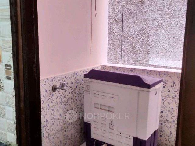 2 BHK Flat In Venkateswara Residency, Padmashree Gardens for Rent In Gowlidoddy