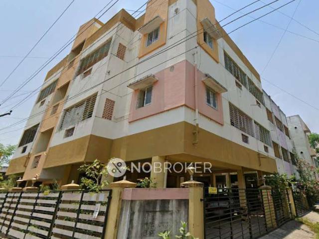 2 BHK Flat In Vignesh Apartments for Rent In B105, Hindu Co