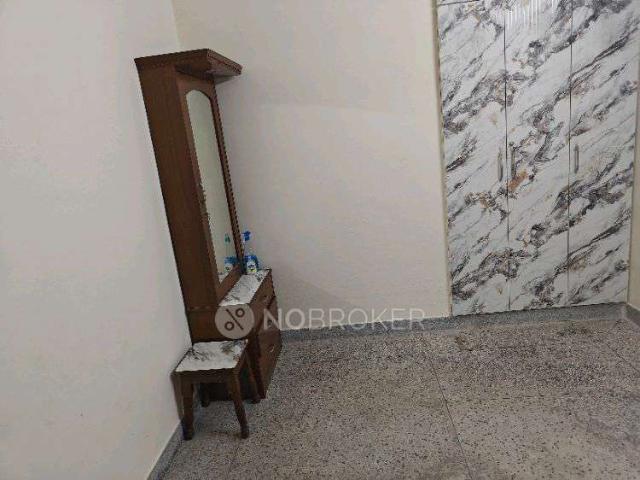 2 BHK Flat In Dda Flat, Narela for Rent In Narela