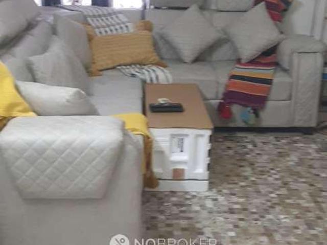 2 BHK Flat In Wave Hitech City for Rent In Wave City