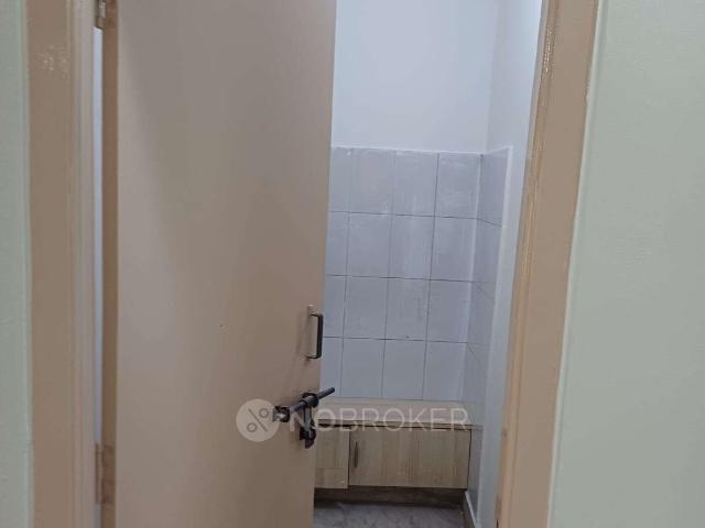 2 BHK Flat In Yashoda Pearl for Rent In Madeenaguda