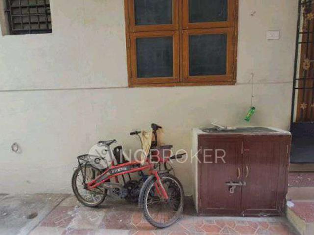2 BHK Flat In Yellow Flats For Sale In Nungambakkam