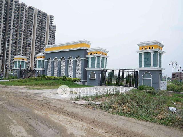 2 BHK Flat In 16th Parkview Gaur Yamuna City For Sale In Sector 19