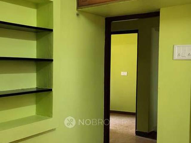 2 BHK Flat In Standalone for Lease In Saligramam