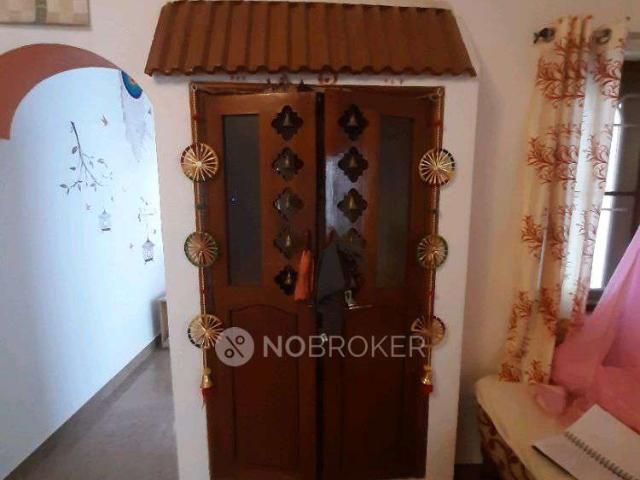 2 BHK House For Sale In 255, Kanakambra Rd