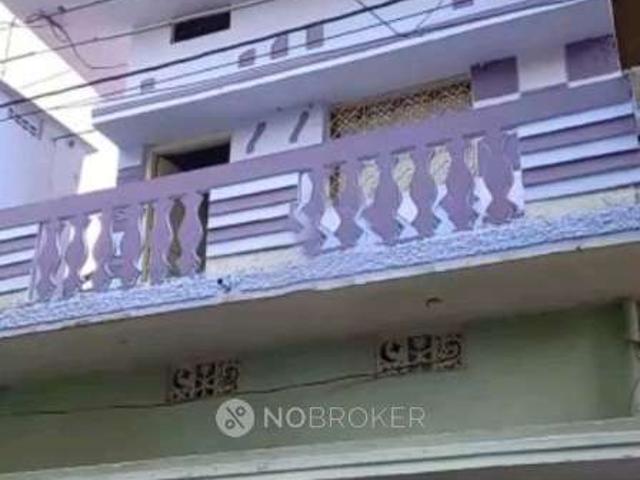 2 BHK House For Sale In Yakutpura