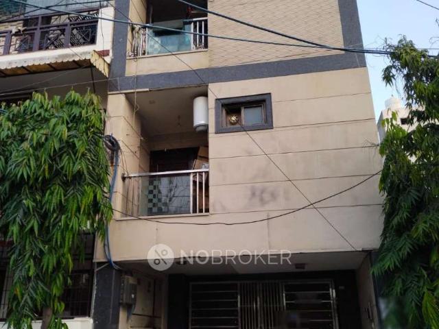 2 BHK House For Sale In Azadpur