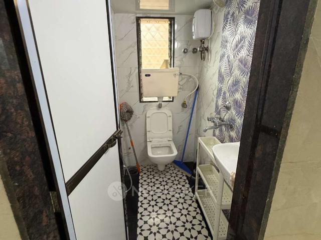 2 BHK House For Sale In Bandra West