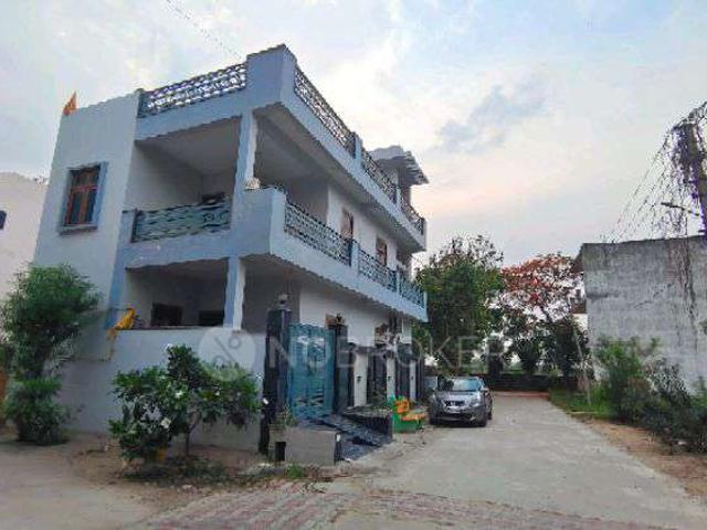 2 BHK House For Sale In Bank Colony